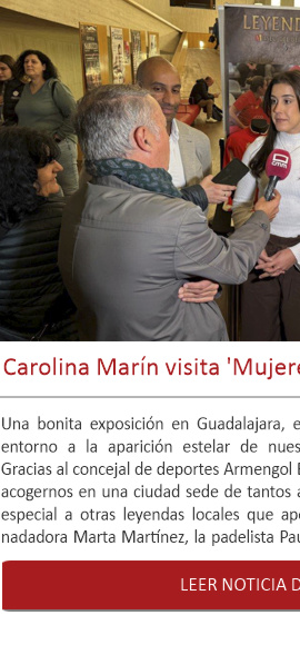 Carolina Marín visita 'Mujeres Leyendas' en Guadalajara